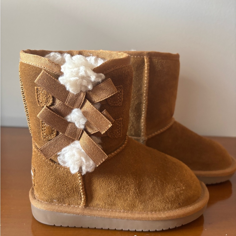 KOOLABURRA UGGS Boots Brown Kids Victoria Short Toddler Size 9